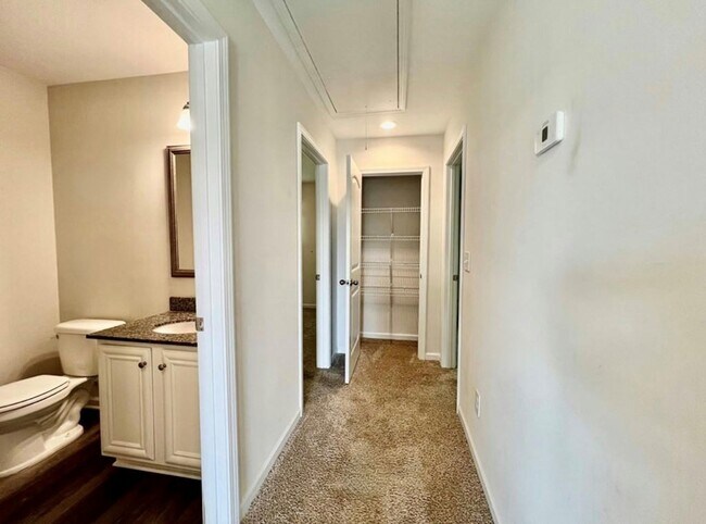 Building Photo - 85 Whitetail Cir