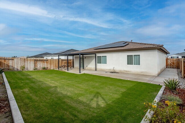 Building Photo - 911 Hartlepool Ave