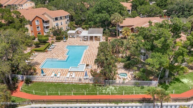 Building Photo - 225 S Tropical Trail