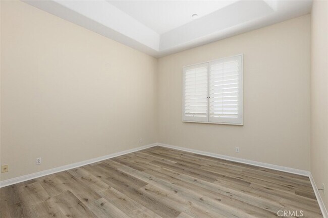 Building Photo - 23 Marbella