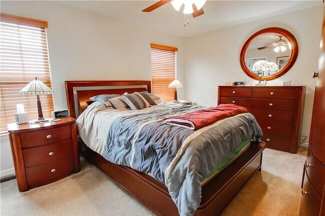 Building Photo - 506 Broadmore Ln