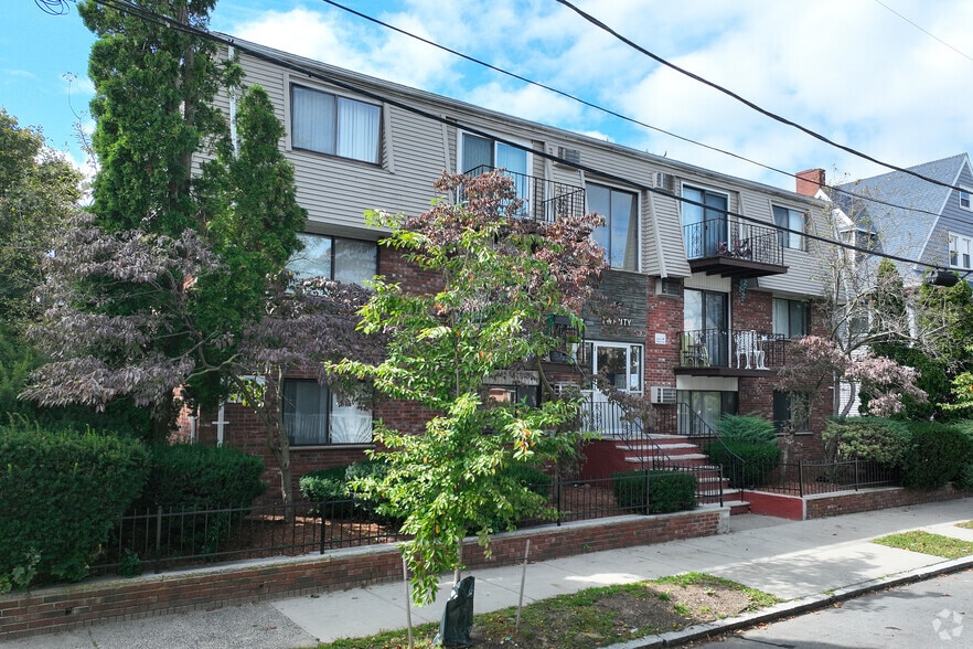 Alternate Exterior - 20 Park St