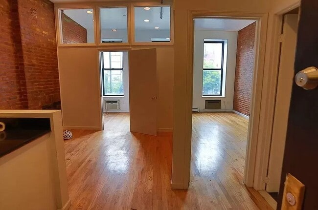 Building Photo - 2117 Third Avenue