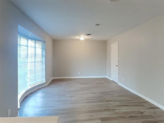 Building Photo - 3240 Springwood Ln