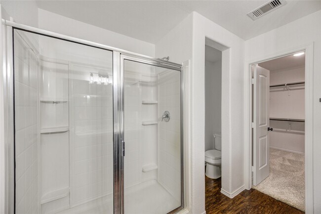 Building Photo - 2010 Louetta Stream Way