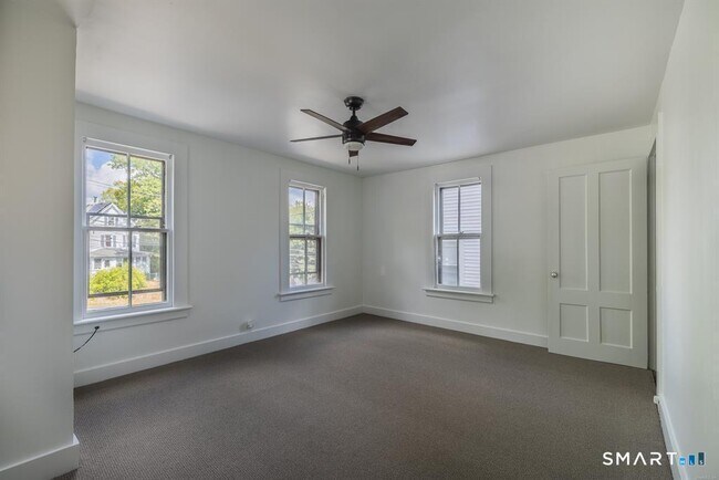 Building Photo - 106 Wooster St