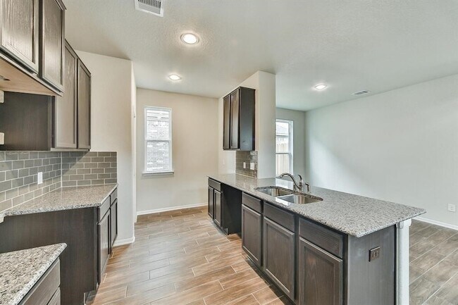 Building Photo - 2323 Honey Heights Ln