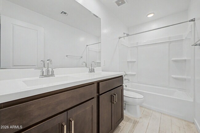 Building Photo - 3361 S 179th Dr