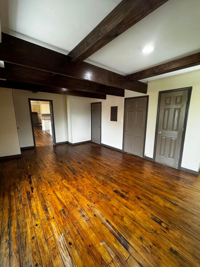 Building Photo - 262 N Broadway