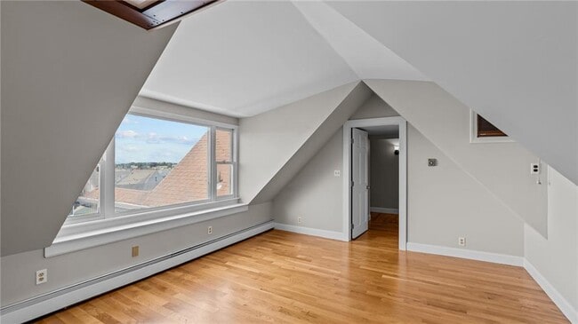 Building Photo - 54 Hillside Ave