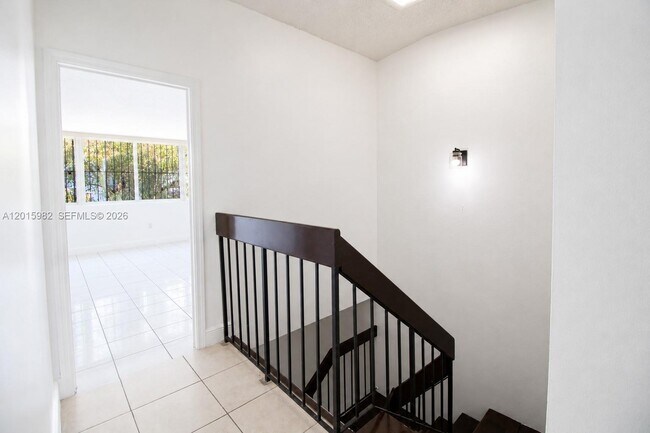 Building Photo - 6326 SW 139th Ct