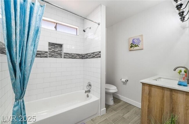Building Photo - 4452 Peterson Dr