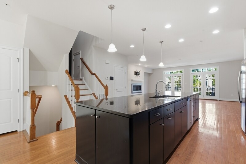 Building Photo - 15816 Swanscombe Lp