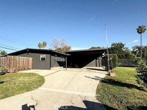 Building Photo - 5902 N Orangecrest Ave