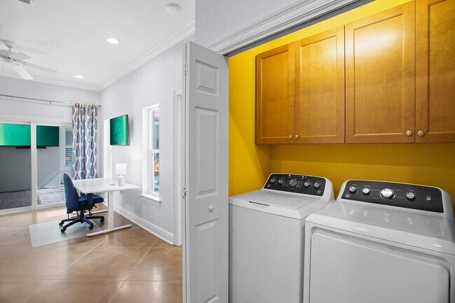 Building Photo - 4703 Seastar Vista