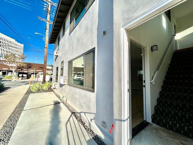 Building Photo - 11702 Dorothy St