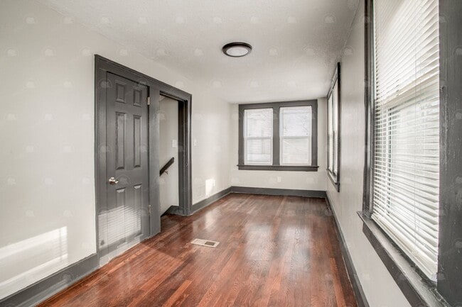 Building Photo - 4405 Bellefontaine Ave