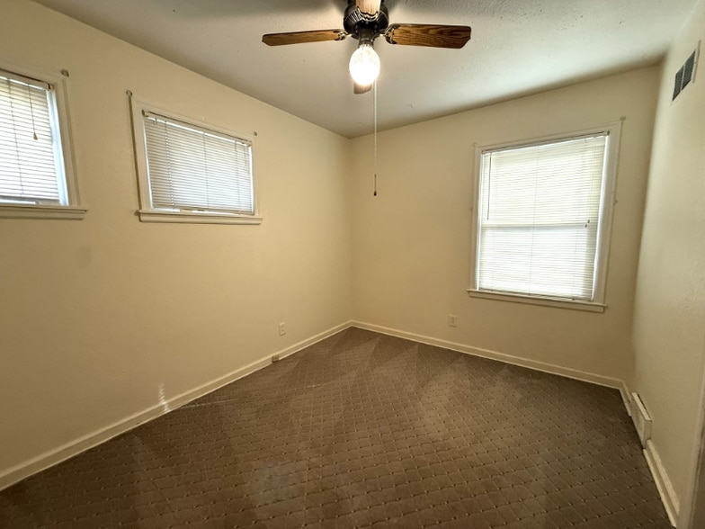 Building Photo - 7309 E Orme St