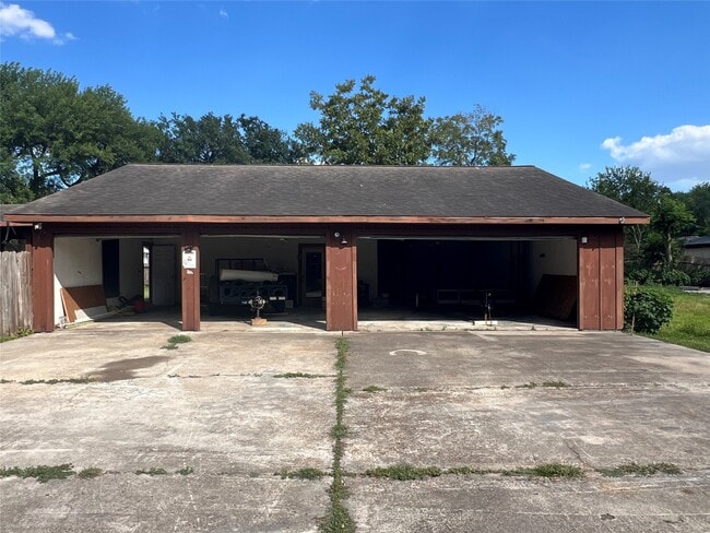 Building Photo - 2603 Goldenrod St