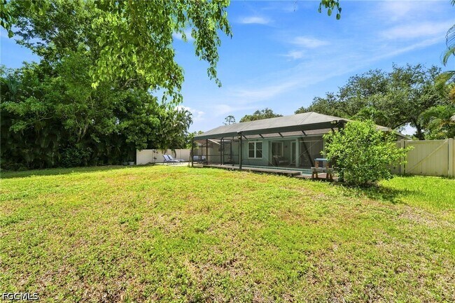 Building Photo - 18918 Cypress View Dr