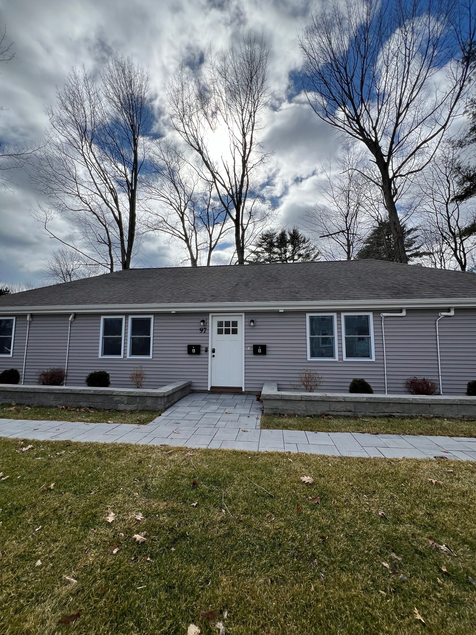 Building Photo - 97 Bates St