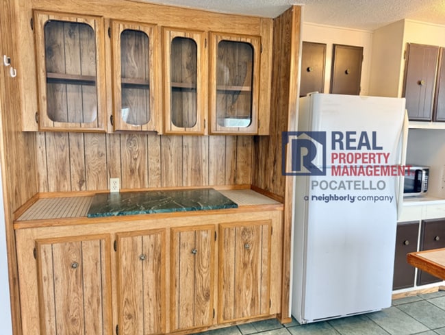 Building Photo - 3 bedroom 1 bath Mobile Home