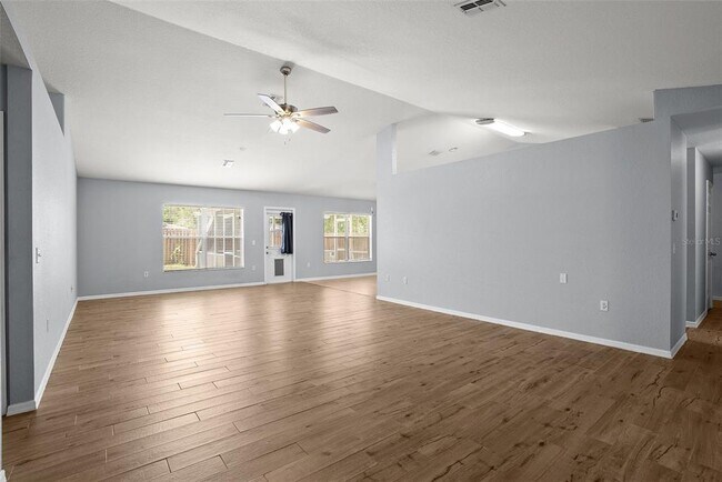 Building Photo - 11366 Riddle Dr