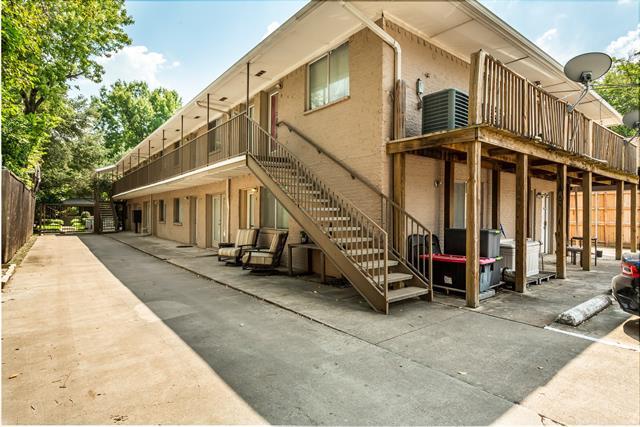 Building Photo - 4931 Junius St