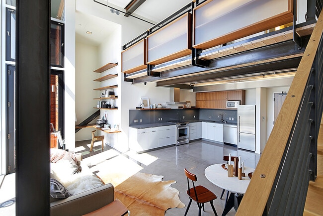Building Photo - z-051425-The Lofts at 325 Westlake
