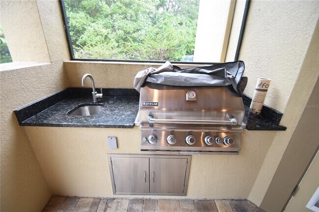 Building Photo - 7 Spanish Moss Ct