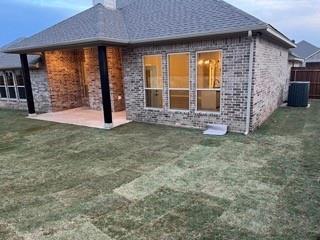 Building Photo - 3004 Promenade Dr