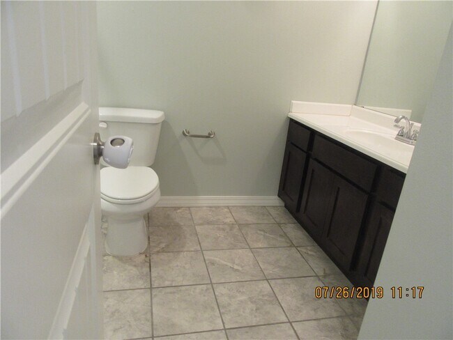 Building Photo - 1108 S Haden