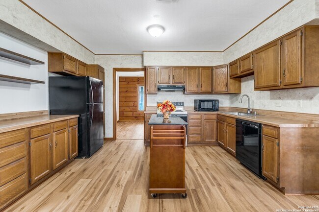 Building Photo - 3140 Green Valley Rd