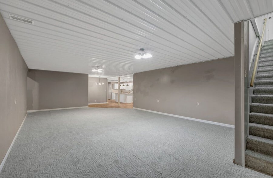 Building Photo - 5440 Eugene Kennedy Ln