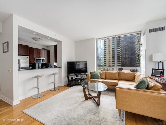 Building Photo - 600 N Lake Shore Dr