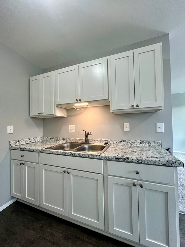 Building Photo - 4245 Quarry Rd