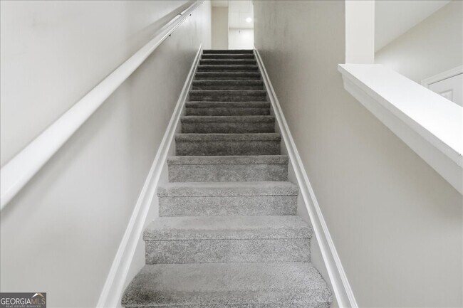 Building Photo - 5630 Lawley Rd