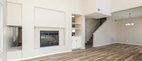 Building Photo - 4546 E Villa Theresa Dr