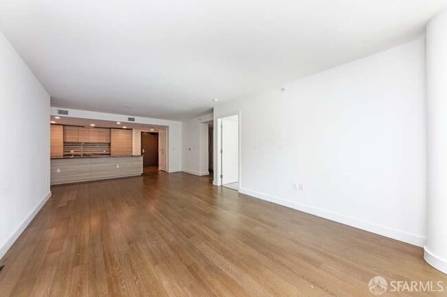 Building Photo - 708 Long Bridge St