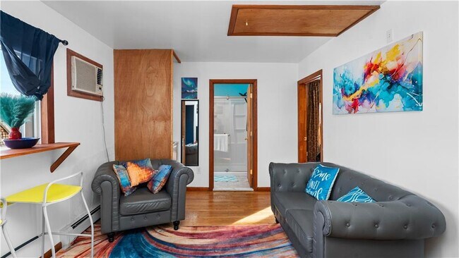 Building Photo - 22 High St