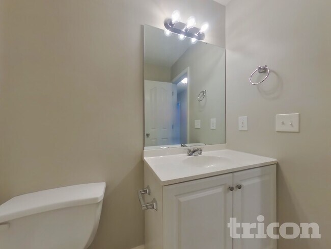 Building Photo - 1003 Cambridge Oaks Dr