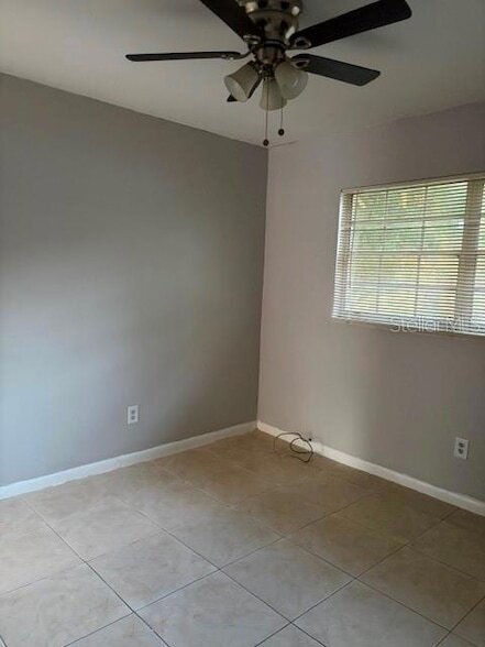 Building Photo - 5793 Oleander Dr