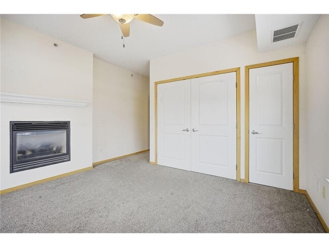 Building Photo - 1505 5th St N