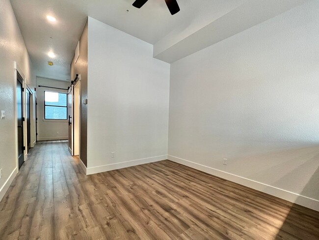 Building Photo - Newer Build in Downtown Loveland Apartments!