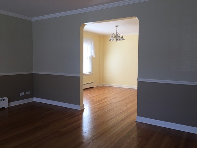 Sitting room - 5042 N Mango Ave