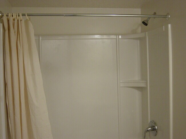 Building Photo - 1676 Hightower Dr