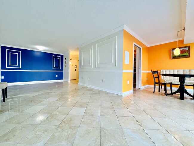 Building Photo - 5300 Holmes Run Pky