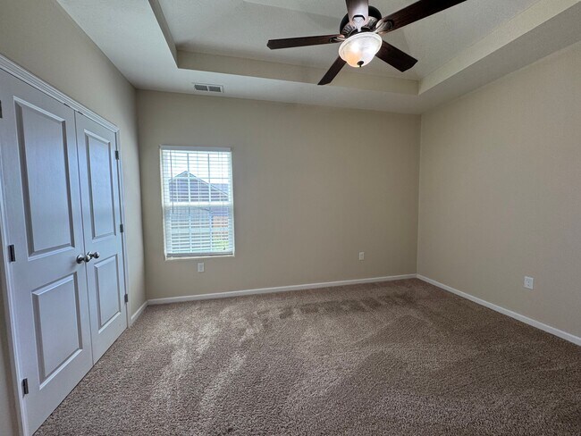 Building Photo - 123 John Davis Dr