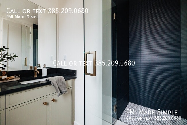 Building Photo - 1380 S 900 W