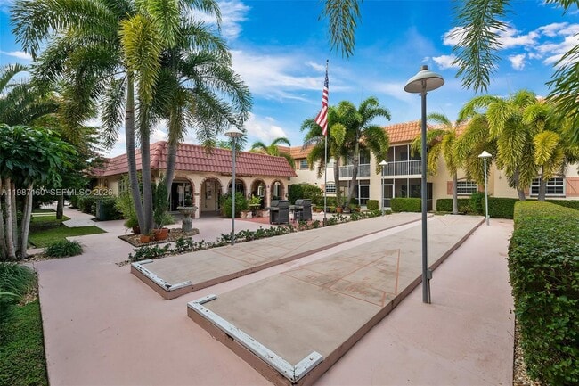 Building Photo - 101 E McNab Rd